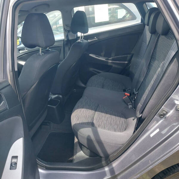 2016 Hyundai Accent SE