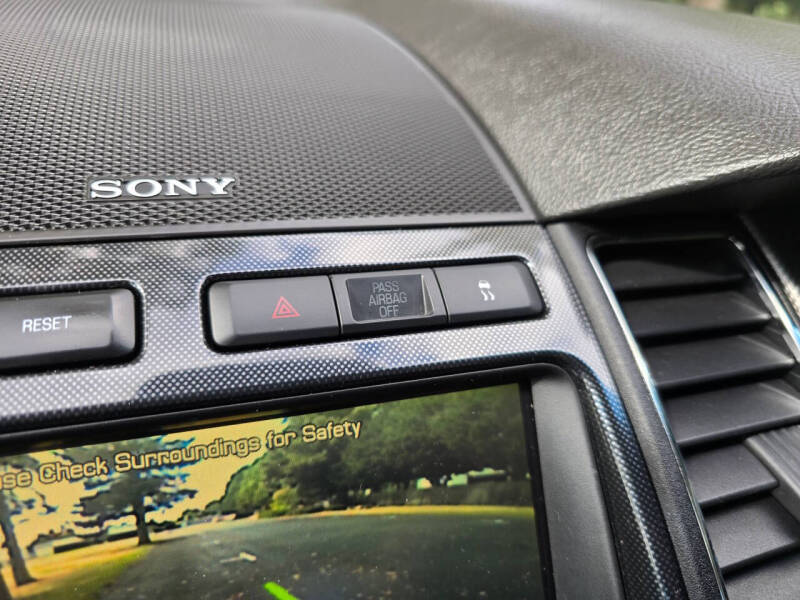 2010 Ford Taurus SHO