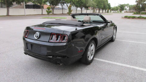2014 Ford Mustang V6
