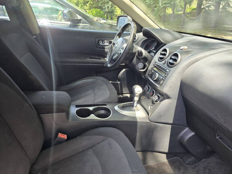 2011 Nissan Rogue S