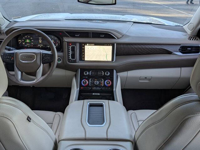 2023 GMC Yukon XL Denali