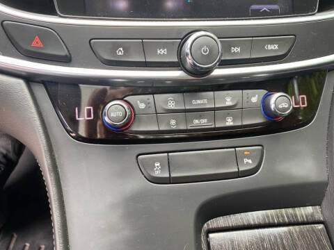 2017 Buick LaCrosse Essence