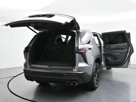 2024 Chevrolet Traverse LS