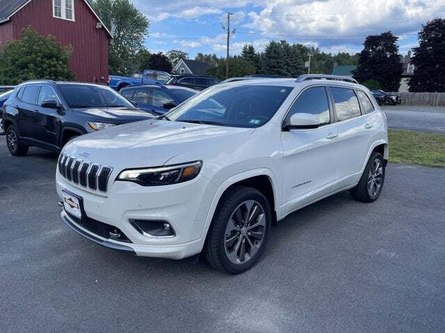 2019 Jeep Cherokee for sale at SCHURMAN MOTOR COMPANY in Lancaster NH