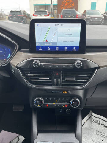 2020 Ford Escape Titanium
