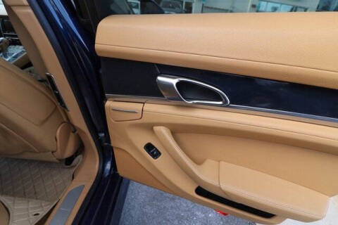 2012 Porsche Panamera 4