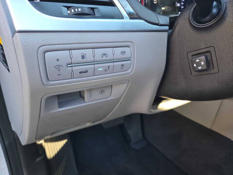 2015 Hyundai Genesis