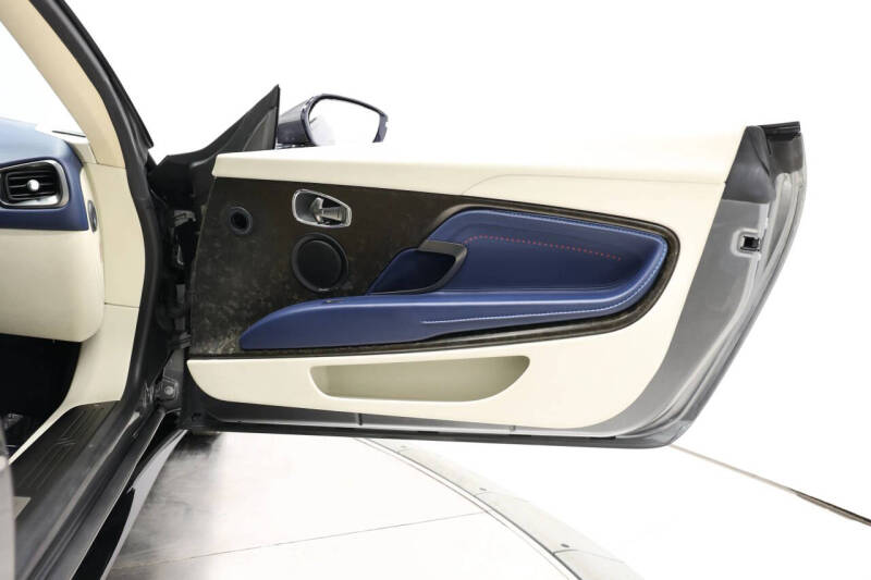 2017 Aston Martin DB11