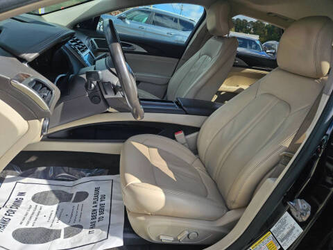 2017 Lincoln MKZ Select