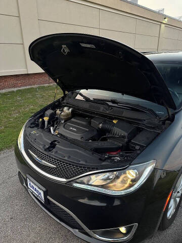 2018 Chrysler Pacifica Touring L