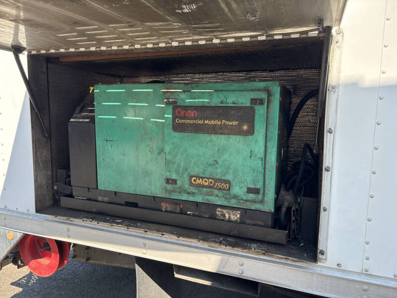 2005 GMC TopKick C4500