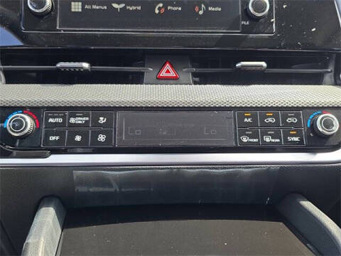 2025 Kia Sportage Hybrid LX