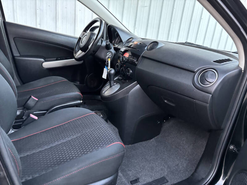 2014 Mazda MAZDA2 Touring