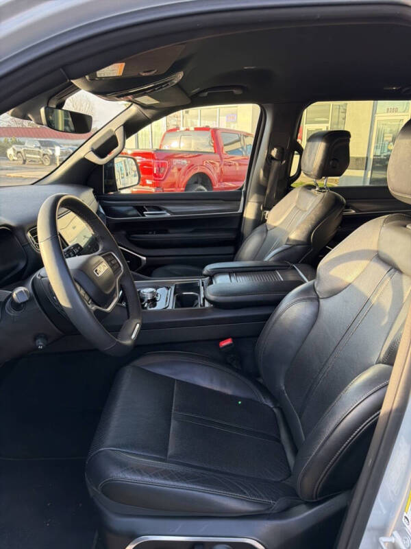 2023 Jeep Wagoneer L Series II