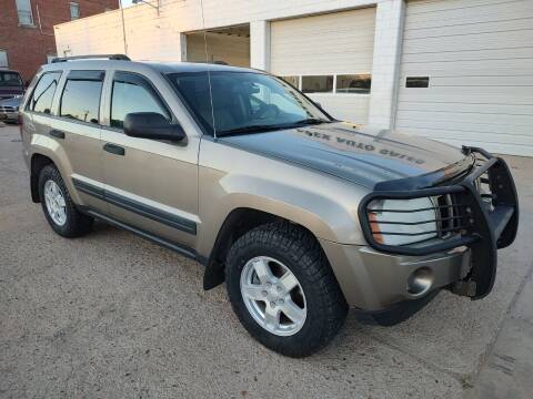 2005 Jeep Grand Cherokee for sale at Apex Auto Sales in Coldwater KS