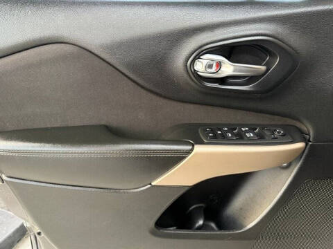 2018 Jeep Cherokee Latitude