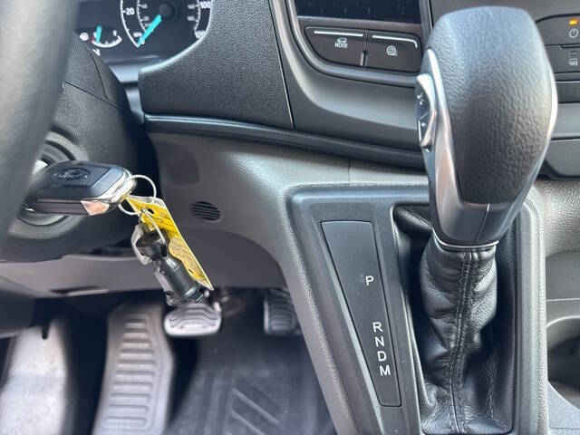 2025 Ford Transit 250