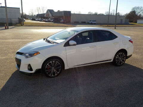 2015 Toyota Corolla for sale at Young's Motor Company Inc. in Benson NC