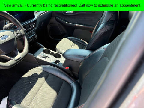 2025 Ford Escape ST-Line