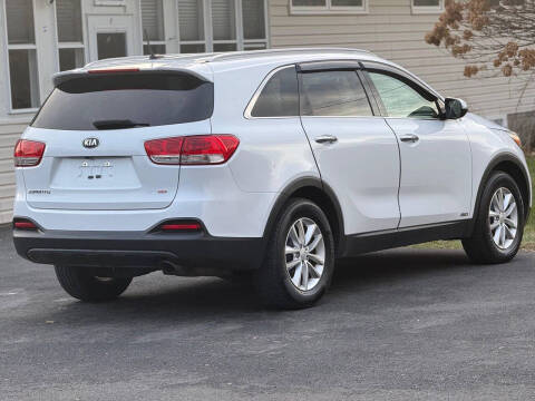 2017 Kia Sorento LX