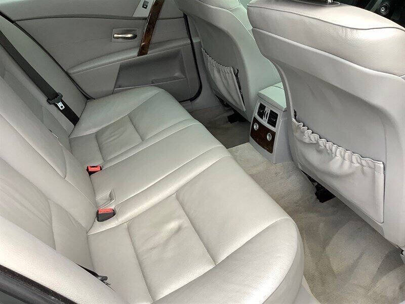 2006 BMW 5 Series 525i