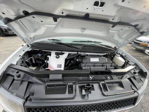 2025 Chevrolet Express 2500