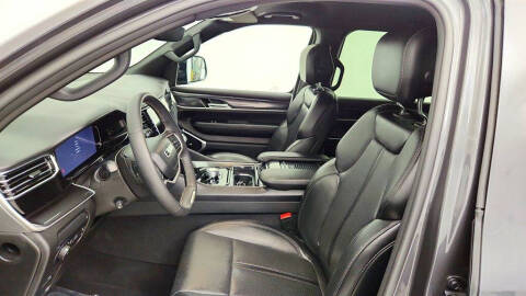 2023 Jeep Wagoneer