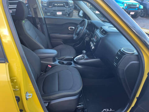 2014 Kia Soul +