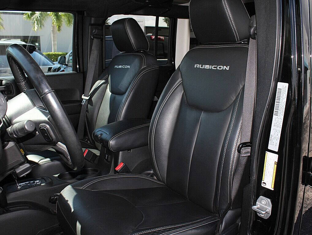 2016 JEEP Wrangler SUV / Crossover - $31,995
