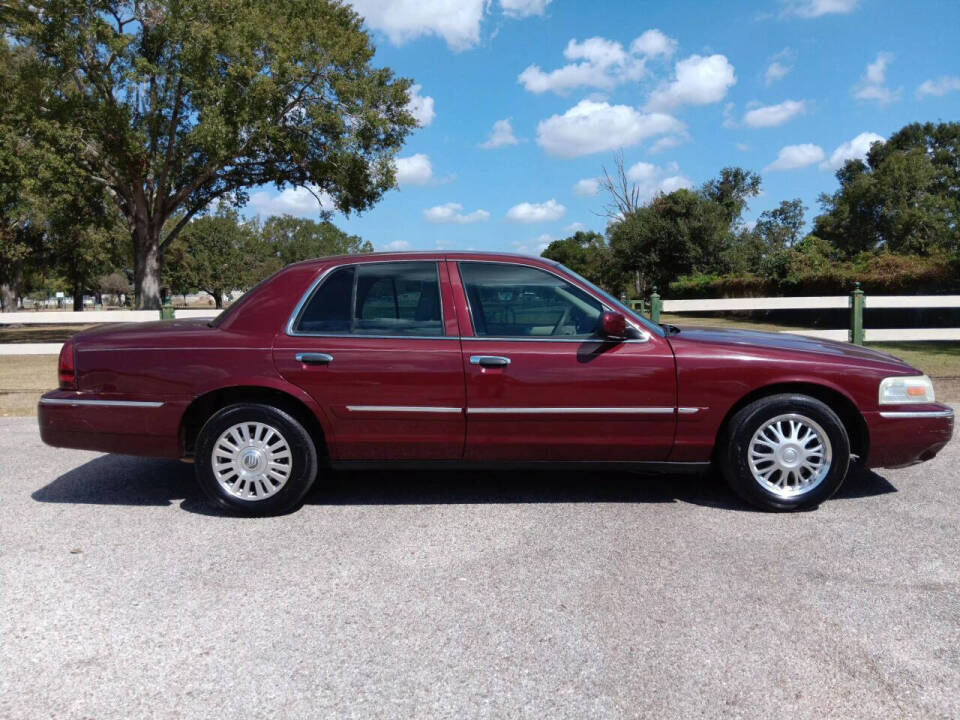 2006 Mercury Grand Marquis for sale at AUTOPLUG 360 in Stafford, TX