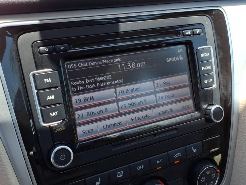 2013 Volkswagen Passat