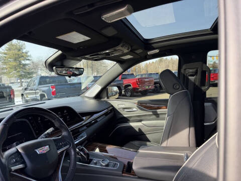 2022 Cadillac Escalade Premium Luxury