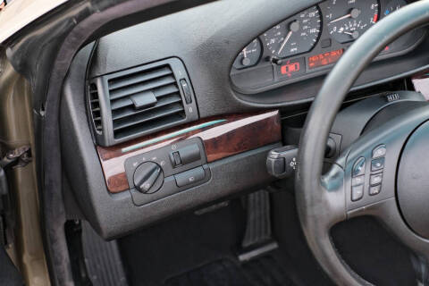 2005 BMW 3 Series 325Ci