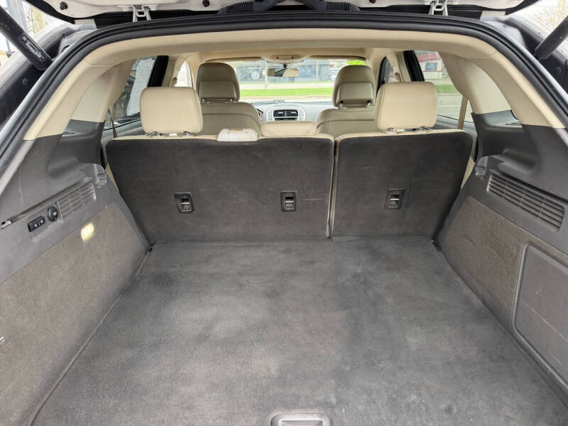 2019 Lincoln Nautilus Select