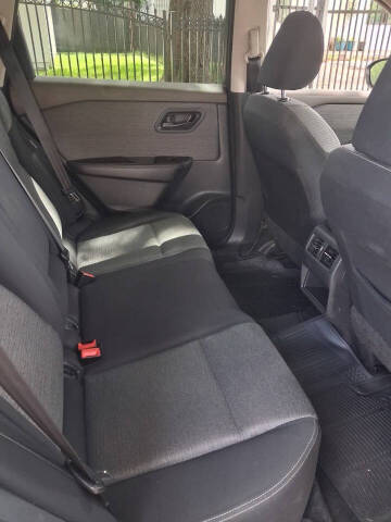 2021 Nissan Rogue S