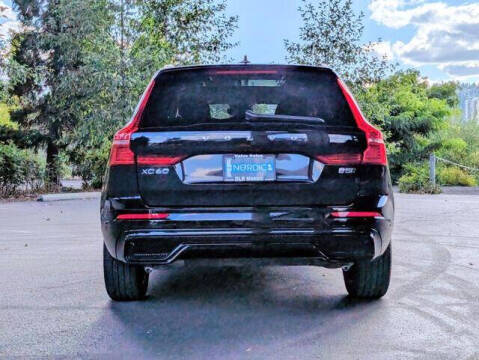 2025 Volvo XC60 B5 Plus Dark Theme