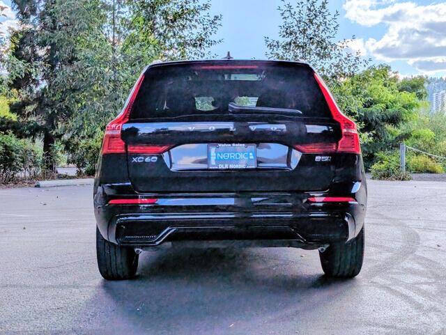 2025 Volvo XC60 B5 Plus Dark Theme