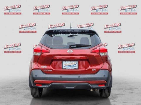 2020 Nissan Kicks SR