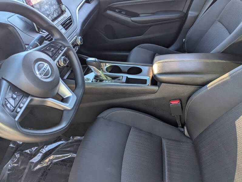 2021 Nissan Altima 2.5 SV