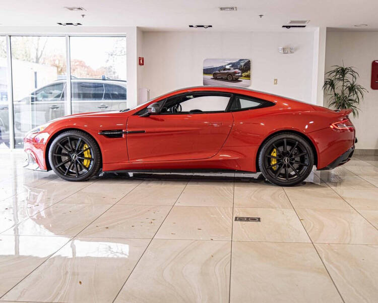 2014 Aston Martin Vanquish