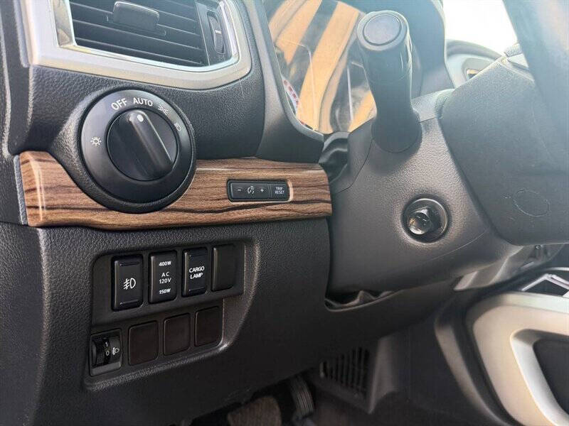 2016 Nissan Titan XD SL