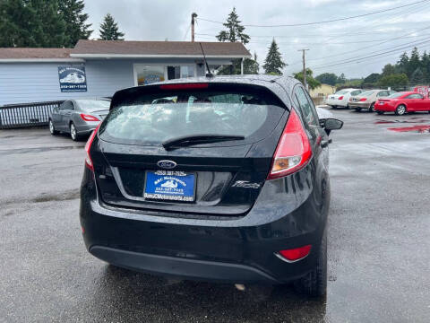 2014 Ford Fiesta SE