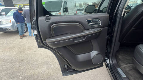 2012 Cadillac Escalade Platinum Edition