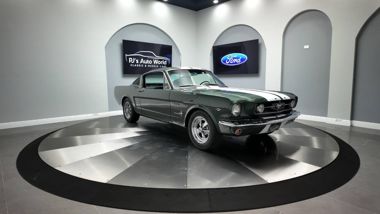 1965 Ford Mustang 5