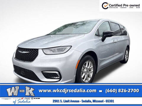 2024 Chrysler Pacifica Touring L