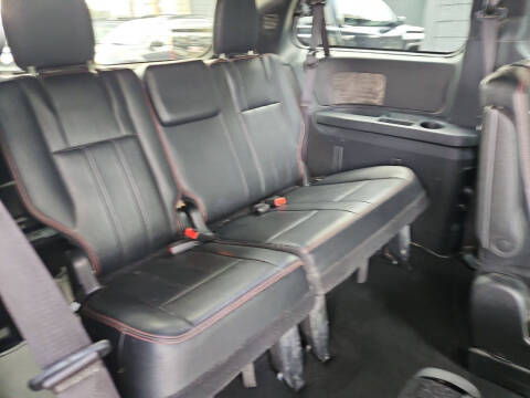 2015 Dodge Grand Caravan R/T