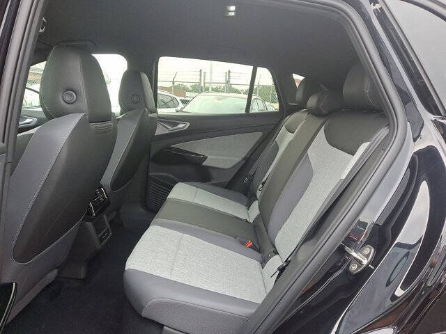 2025 Volkswagen ID.4 Pro