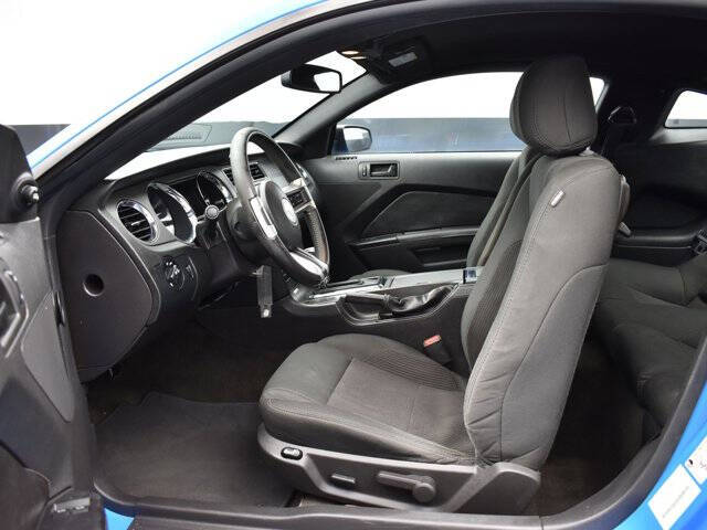 2014 Ford Mustang V6