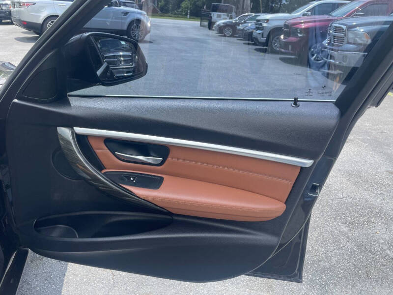 2017 BMW 3 Series 330i