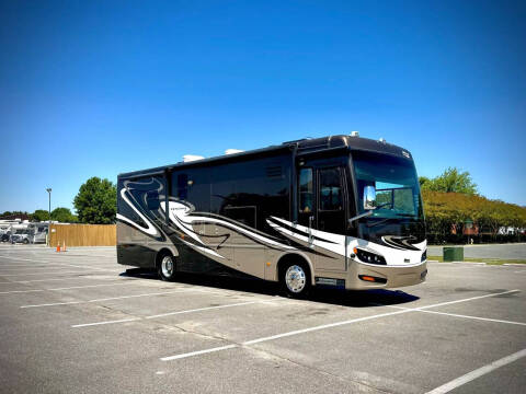 2014 Freightliner XCR Chassis